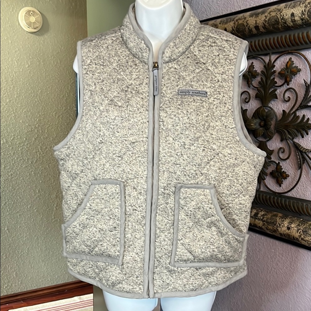 Simply Southern Vest- Quilted Heathered Grey with Gray Faux Fur Lining- Sz M💙